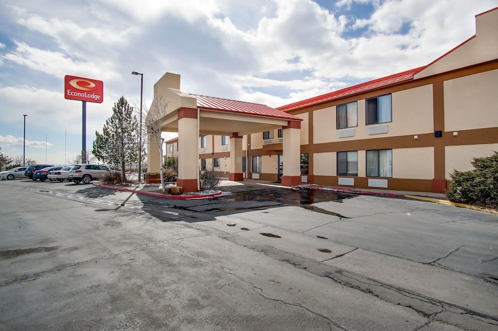 Econo Lodge Pueblo Exteriér fotografie